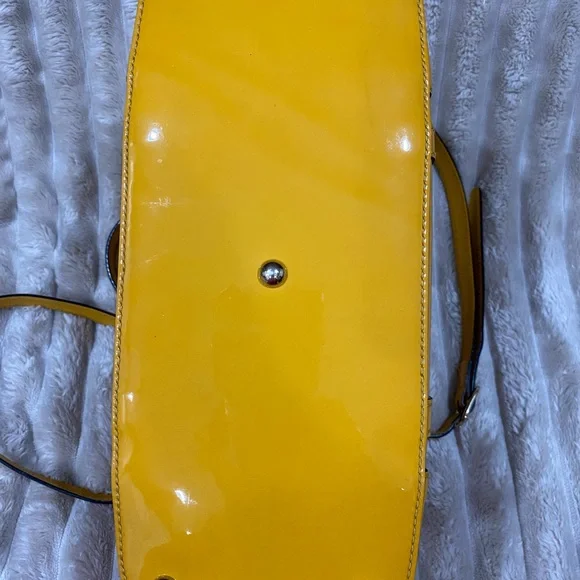 Gucci Guccissima Patent Leather Yellow Bag - Picture 3 of 9